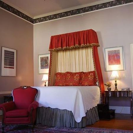 Rothschild Pound House Inn كولومبس المظهر الخارجي الصورة