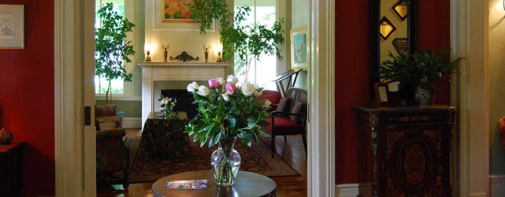 Rothschild Pound House Inn كولومبس المظهر الخارجي الصورة