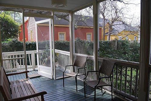 Rothschild Pound House Inn كولومبس المظهر الخارجي الصورة